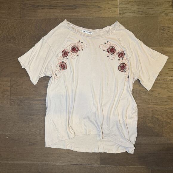 Free People We The Free Harper Tee Shirt Medium NWOT - Picture 2 of 7